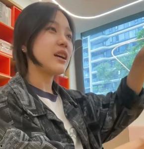 桃子老师新闻爆料,揭秘娱乐圈最新热点事件 第1张 桃子老师新闻爆料,揭秘娱乐圈最新热点事件 第1张