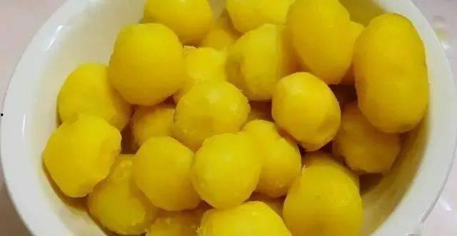 小瓜洋芋免费吃吗有毒吗,安全无毒揭秘 第1张 小瓜洋芋免费吃吗有毒吗,安全无毒揭秘 第1张